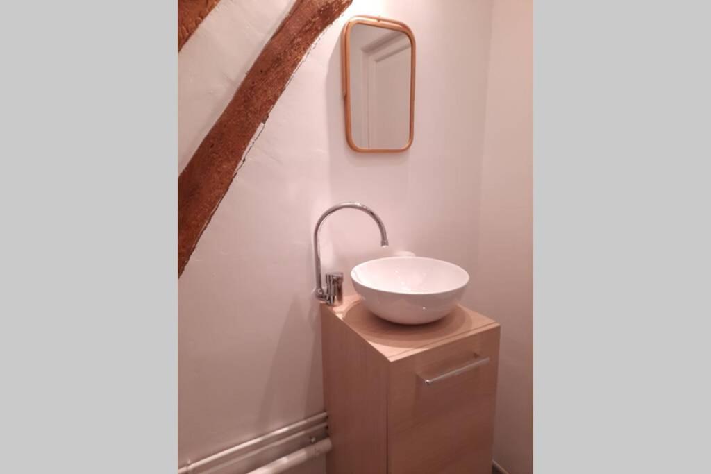 Appartamento Loft de charme á 150m de la cathédrale Beauvais Esterno foto